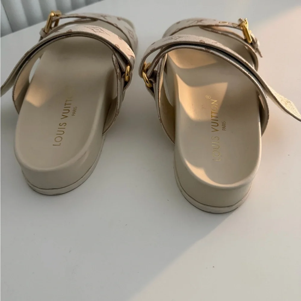 Louis Vuitton Bom Dia Flat Comfort Mule